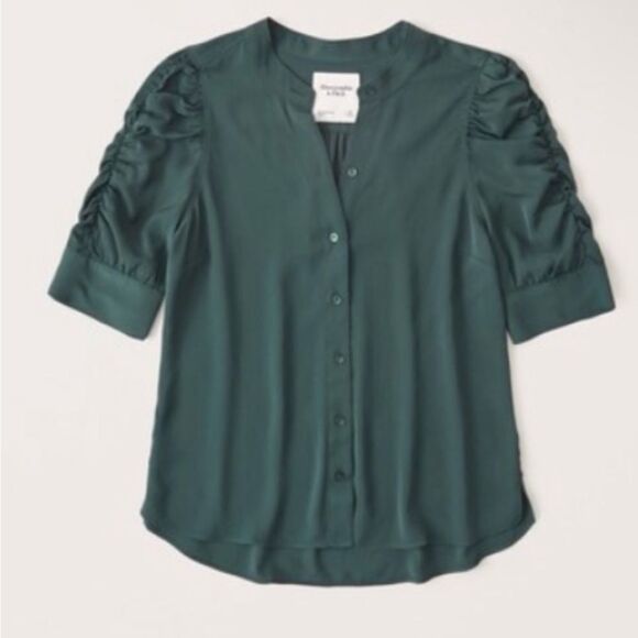 ✨Abercrombie & Fitch Ruched Sleeve Sz Small Emerald Green Women’s Top✨ - Picture 2 of 7